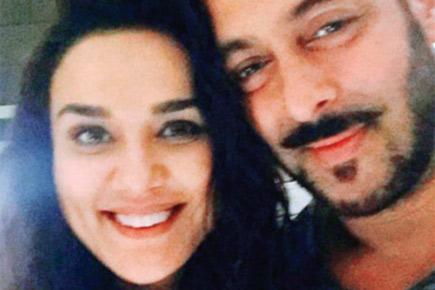 Salman Khan hosts birthday bash for Preity Zinta