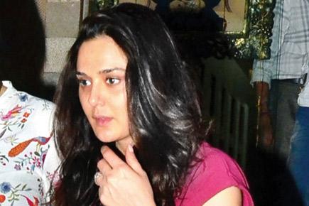 Spotted: Preity Zinta sans make-up