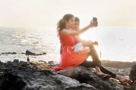 Mumbai: Corporators push for ban on beach selfies