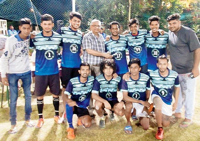 The victorious Autonomous side 