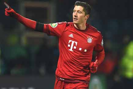 Robert Lewandowski brace fires Bayern into German Cup semis