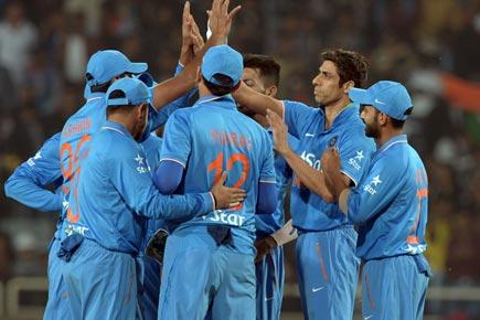 Preview: India, Sri Lanka to clash in T20 series decider on Sunday