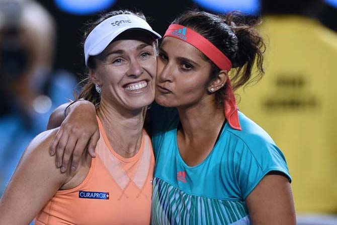670px x 447px - Sania Mirza and Martina Hingis win 13th title, stretch winning run to 40