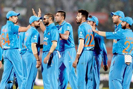 Indian team is in auto-pilot mode, says confident Dhoni