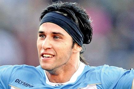 Argentine footballer Patricio Toranzo recovering after bus accident