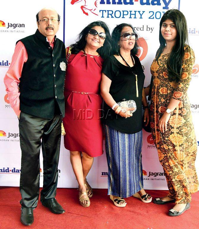 (L-R) Tushar, Sonal Mehta, Smita Seth and Priyanka
