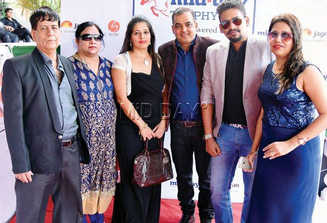 Niham Team — Suresh, Vanita Asrani, Anchal D, Dinesh Chang, Joyking S and Reena B