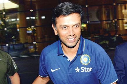 Experiment with pink ball requires right conditions: Dravid