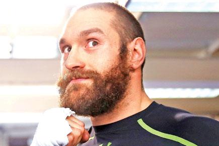Someone take that pen and shove it up his nose: Tyson Fury