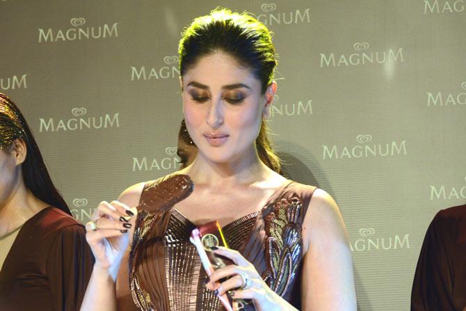 When Kareena Kapoor Khan Used To Eat Ice Cream Hiding From Mother