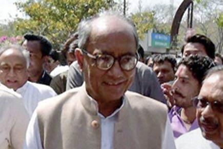 Digvijay Singh appears before MP court in recruitment scam