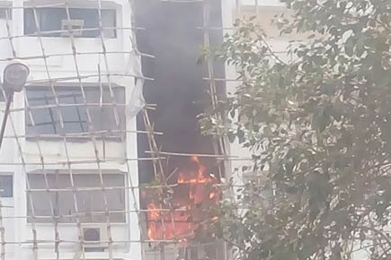 Mumbai: Major fire breaks out near Mahalaxmi temple; no casualties