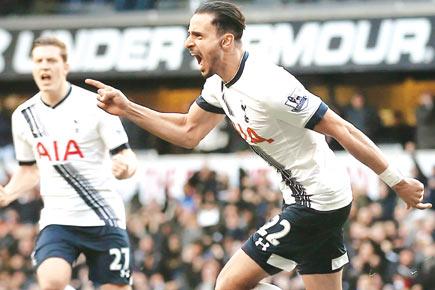 EPL: Tottenham beat Swansea to maintain second spot