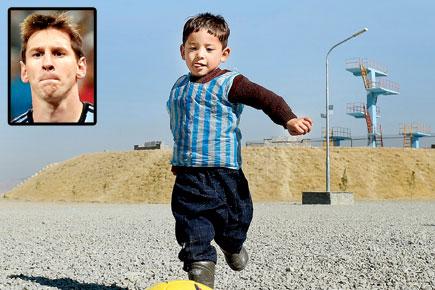 Lionel Messi seeks to meet 5-year-old Afghan boy in plastic jersey