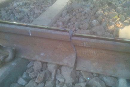Harbour Line services delayed due to rail fracture near Wadala 