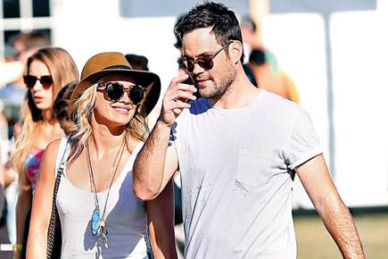Hilary Duff and Mike Comrie finalise divorce