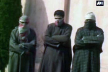 Three suspected JeM terrorists held in Handwara