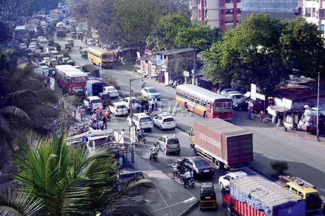The Lakshmi Nagar junction on the Ghatkopar Andheri Link road is notorious for accidents