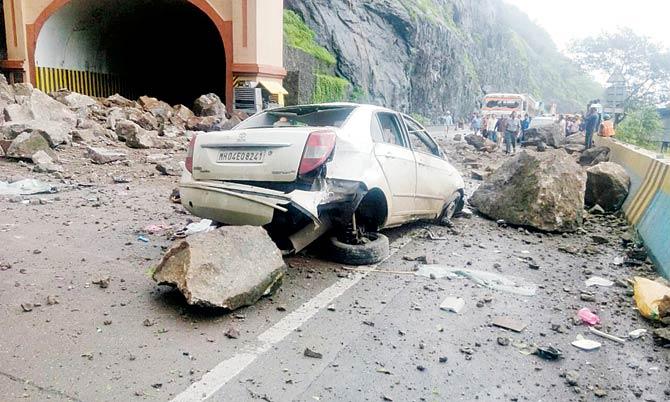 A major landslide near the Adoshi tunnel in Khopoli on July 19, 2015, left one person dead and two injured. Pic/PTI