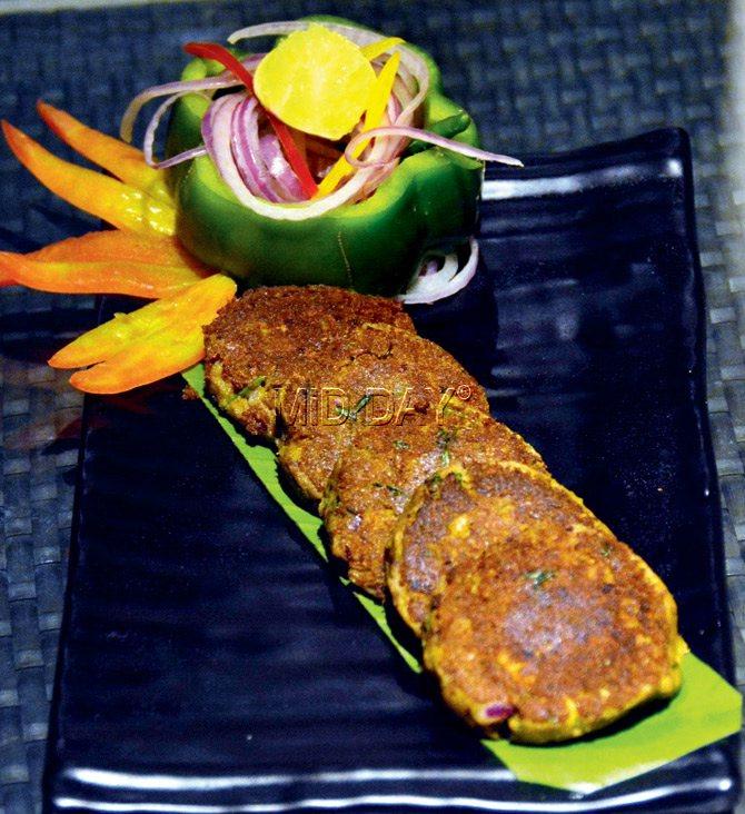 Soya Bean And Mutter Ki Shaami