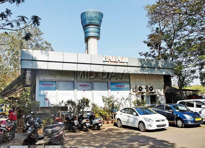 The ATC tower serves as the backdrop for Balaji Pure Veg restaurant. Pics/Sameer Markande