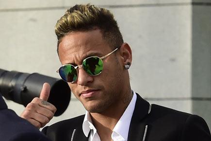 Neymar appears in court to face corruption charges