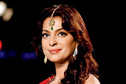 Juhi Chawla visits young cancer patients