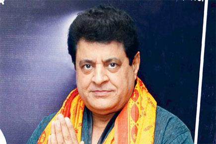 Amid protests, Gajendra Chauhan takes charge at FTII, BP Singh to head academic council