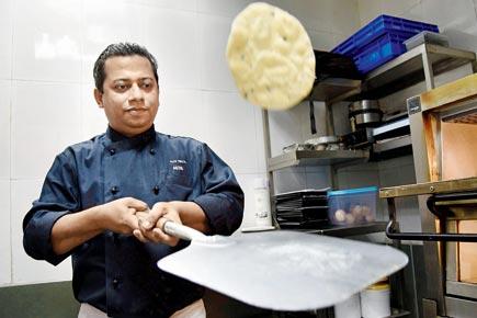 Chef Milan Gupta shows how a PanNaan is made