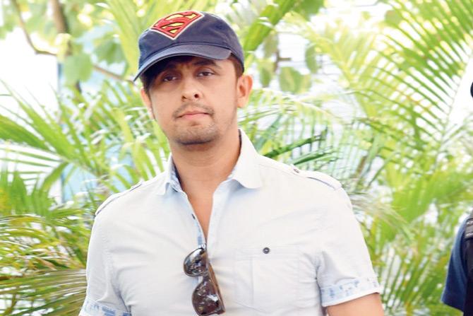 Sonu Nigam recorded 'Dard' in immense pain