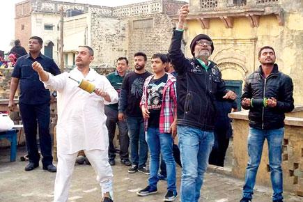 Aamir Khan celebrates Makar Sankranti on sets of 'Dangal'