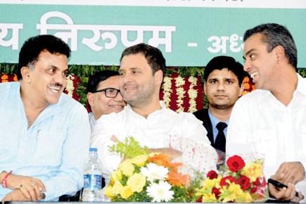 Clean chit to Sanjay Nirupam, Milind Deora snubbed at Congress event