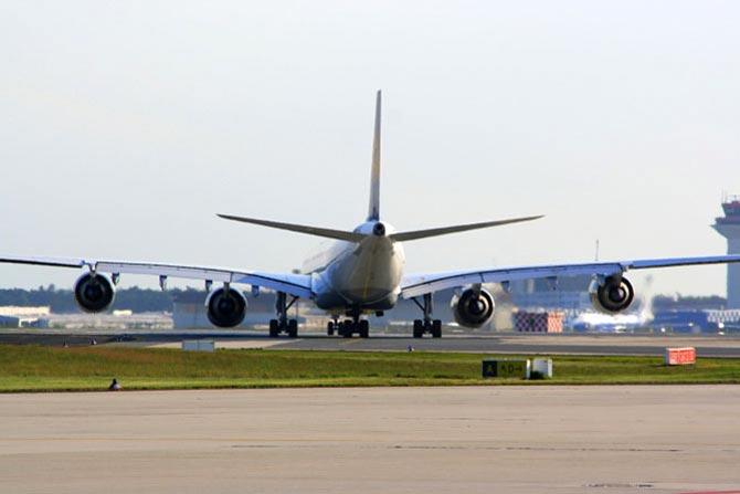 Oman Air makes emergency landing in Goa after flier suffers cardiac arrest