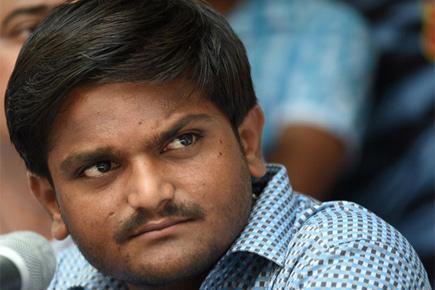 Hardik Patel says Nitin Patel should join Congress 'with 10 BJP MLAs'