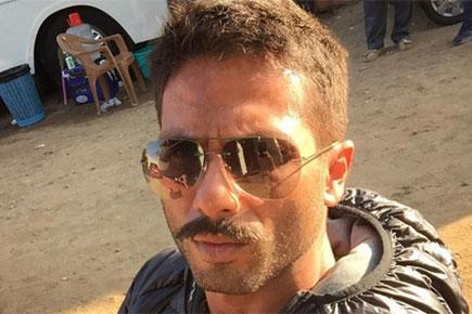 Shahid Kapoor resumes shooting for 'Rangoon' post injury
