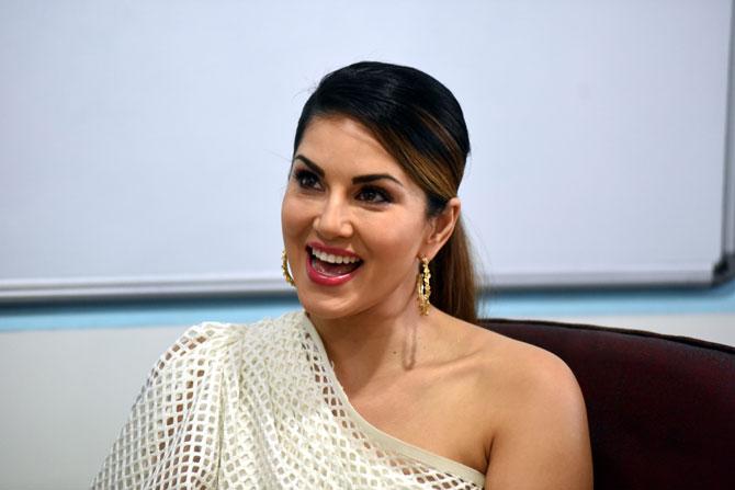 Saney Leone Xxx - Sunny Leone: Would be happiest girl if I could work with Aamir
