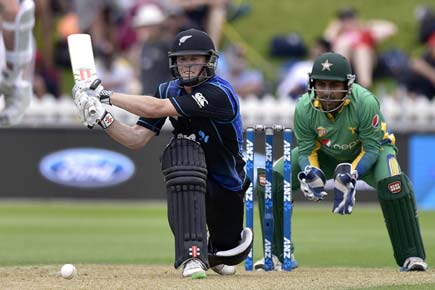 Nicholls, Boult help New Zealand beat Pakistan in opening ODI