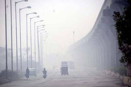 Smog shuts down 74 Mumbai schools for two days