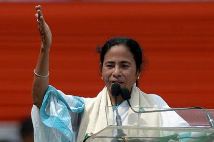 Oppn consensus for Prez poll gains momentum; Mamata meets Sonia Gandhi
