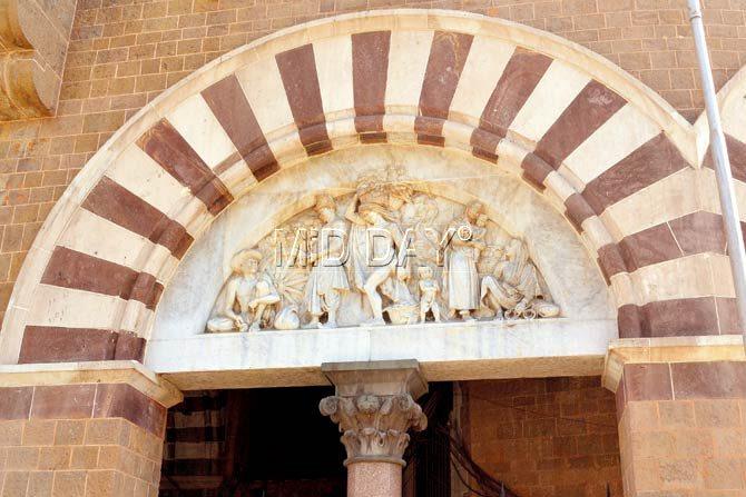 A bas-relief by Lockwood Kipling and students of JJ School, depicting scenes of the city, has also been restored......The original chimer from the clock tower