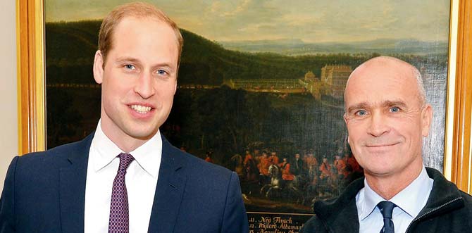 A file picture of Henry Worsley (R) with Prince William