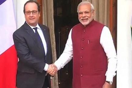 Hollande meets PM Modi at Hyderabad House