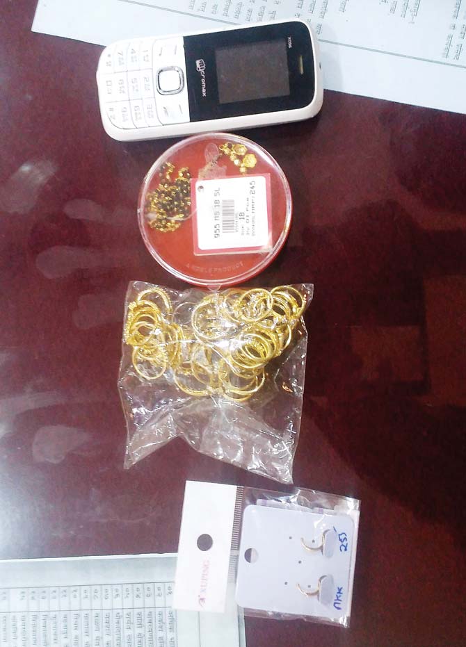 A sample of the jewellery stolen by the accused