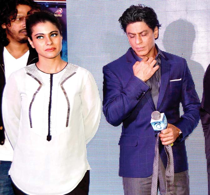 Kajol and SRK were given a taste of Kolkata by Sarkar