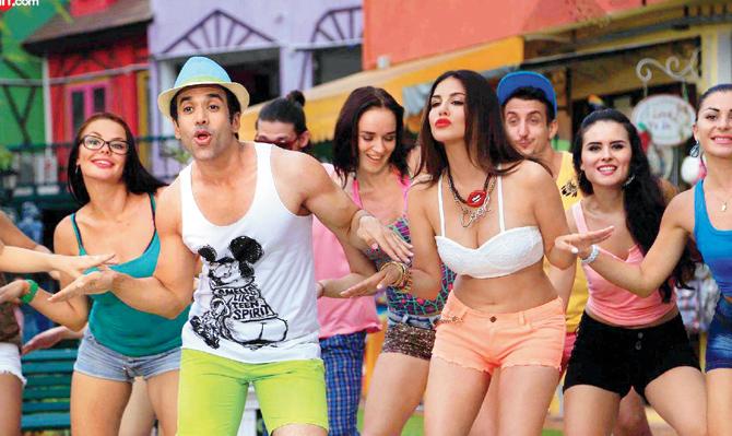 Mastizaade is replete with double meaning dialogues