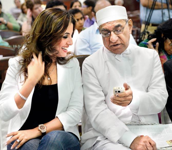 Actress Perizaad Zorabian with a guest at the launch of the Jiyo Parsi campaign at JJ Modi Hall, Fort, in November 2014