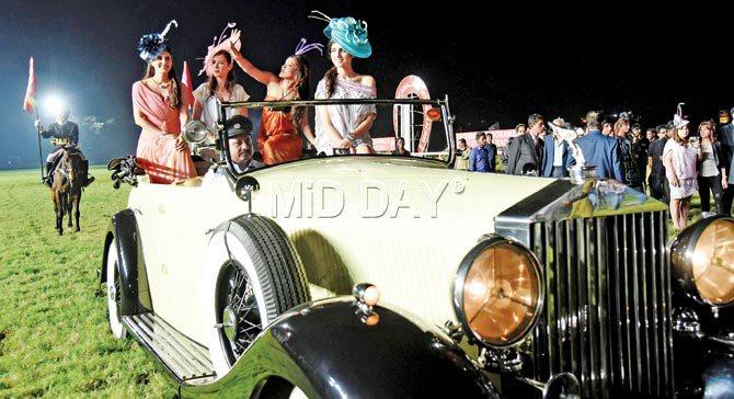 let the good times roll: A Rolls Royce was part of the pomp and pageantry of the evening, and rolled out during the trophy distribution ceremony. pics/SURESH KK and shadab khan