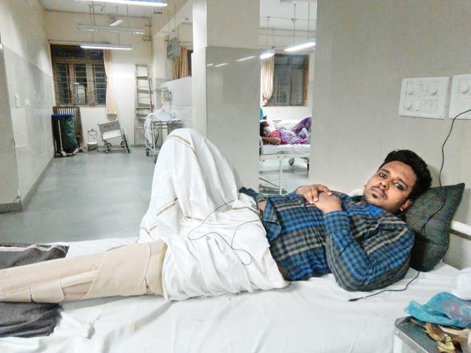 Shaikh is recuperating at Cooper Hospital after his left leg got trapped in the partially covered manhole in Jogeshwari