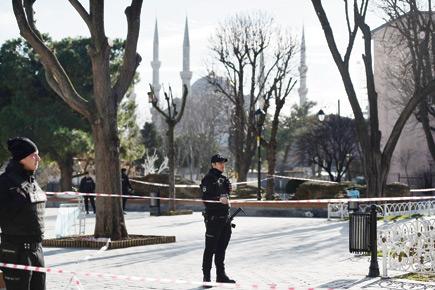 Ten killed in Istanbul blast as suicide bomber blows himself up