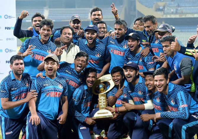 UP team with the Syed Mushtaq Ali Trophy